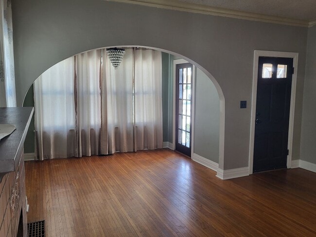Photo - Adorable Midtown brick bungalow