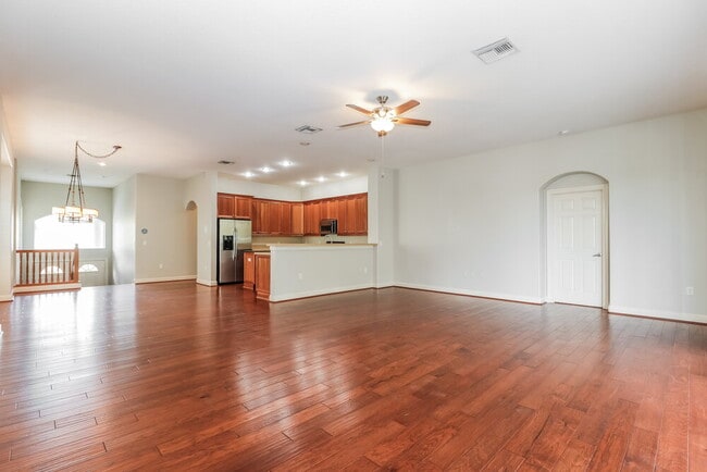 Photo - 5528 Jobeth Dr