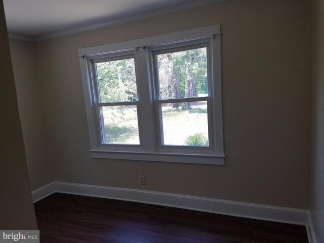 Photo - 10118 Dahlgren Rd