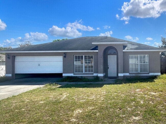 Building Photo - Three-Bedroom Home near Lake Elbert