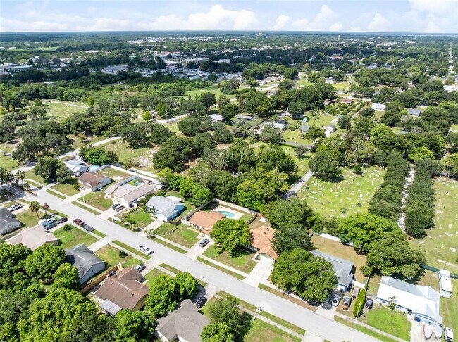 910 Whisler Ct