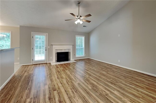 Photo - 263 Buckingham Dr
