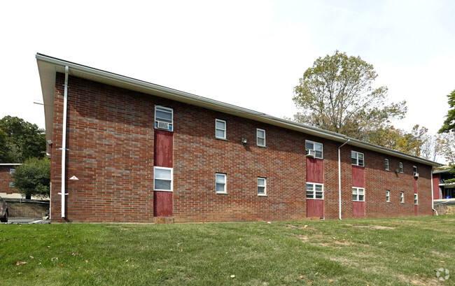 Building Photo - Malcolm Gardens Rental