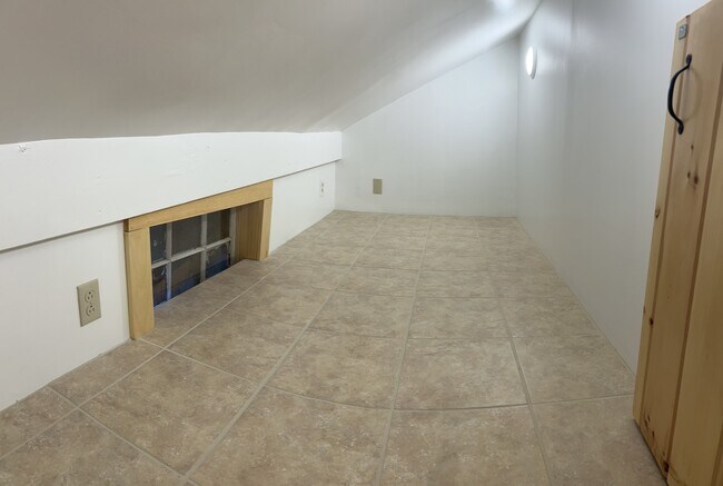 29 N Union St