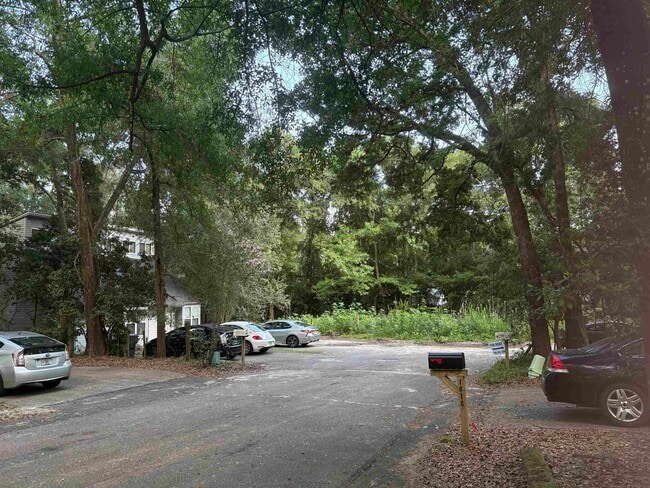 Photo - 1820 Seay Ct