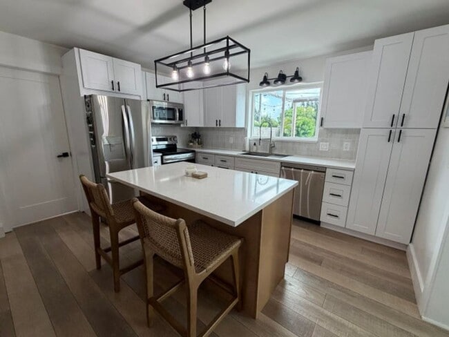 Building Photo - 2637 Exuma Rd