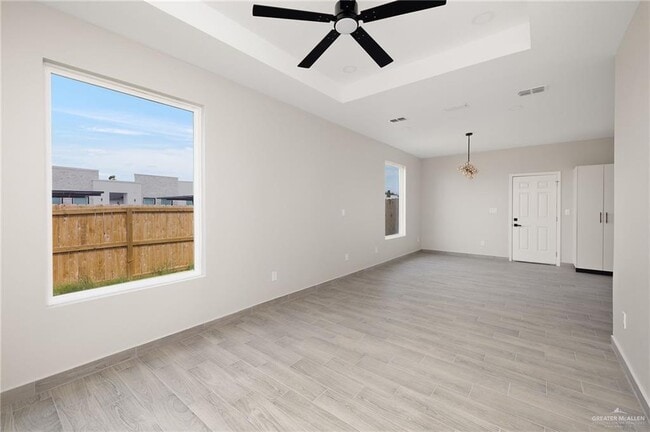 Photo - 21 Selena St Unidad 3