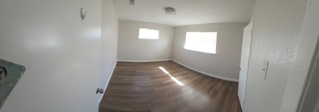 Photo - 2417 Coulee St