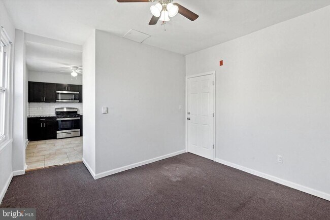 Photo - 1017 W Huntingdon St Unit APT. 2
