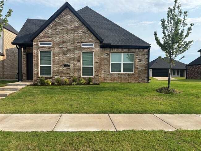 Photo - 3009 SW Lovely Ln
