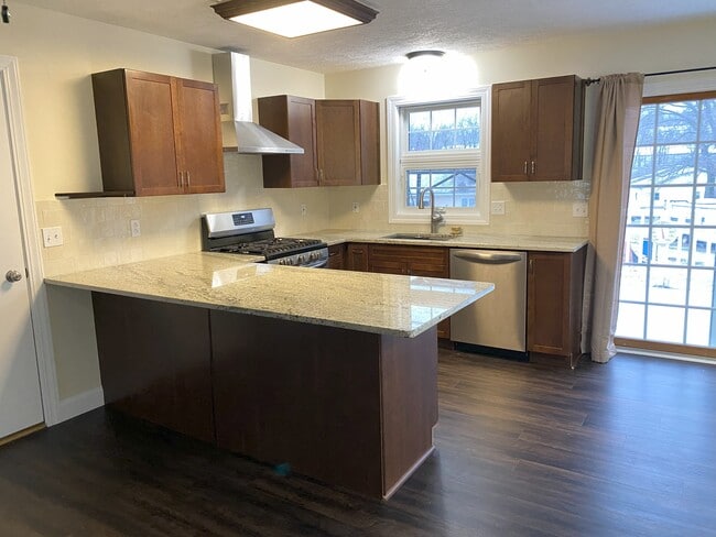 Photo - 39058 OH-517 Unit B