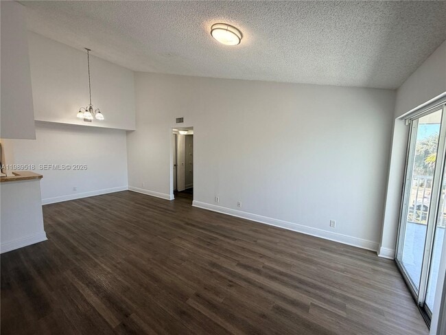 Photo - 5720 Rock Island Rd Unit 400