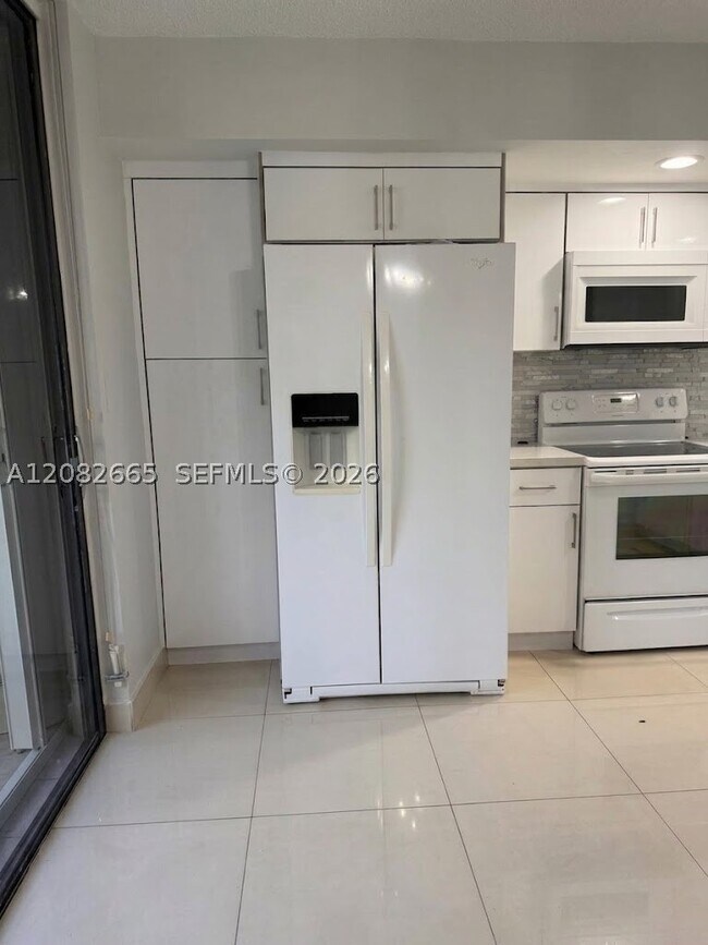 Photo - 8650 SW 133rd Avenue Rd Unit 211