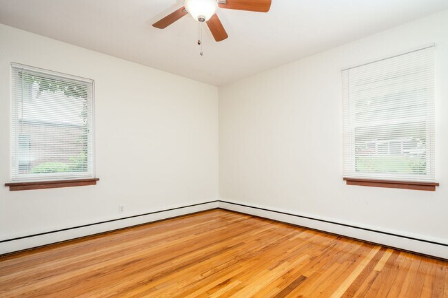 Photo - East River Terrace