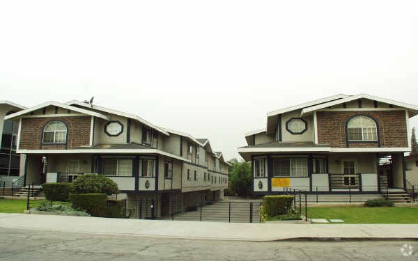 Photo - 361-363 S Arroyo Dr