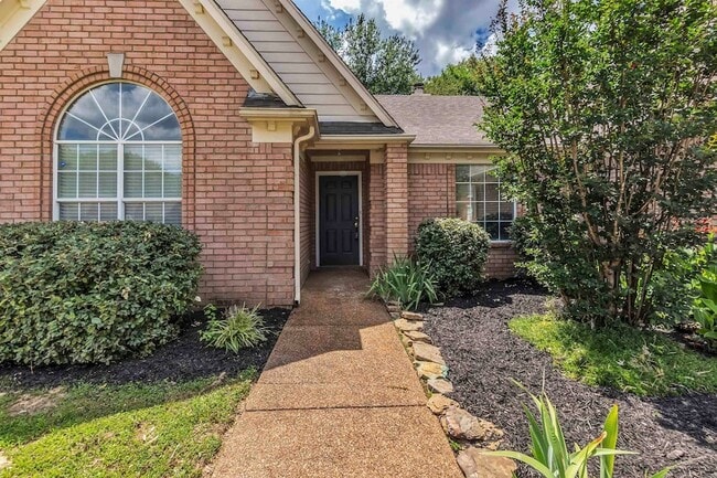 Photo - 1341 Milestone Cir