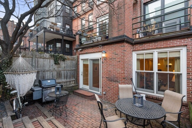 Photo - 21 Cumberland St Unit # 1