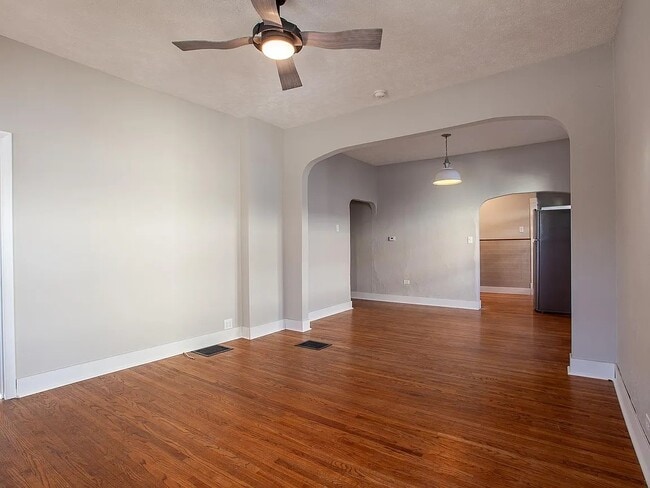 Photo - 1838 South St