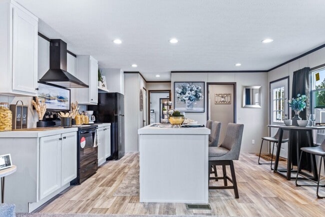 Photo - Bluewood Ranch