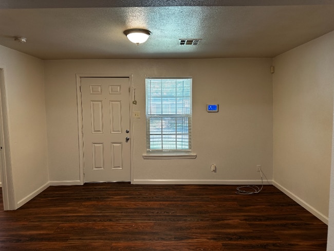 Photo - 507 Dunbar Ave