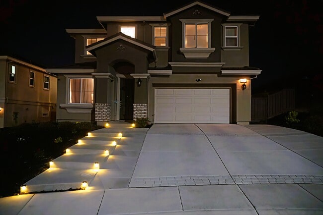 Photo - 31 Cortina Dr