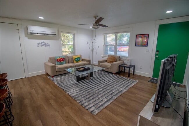 Photo - 1760 Pine Woods Rd