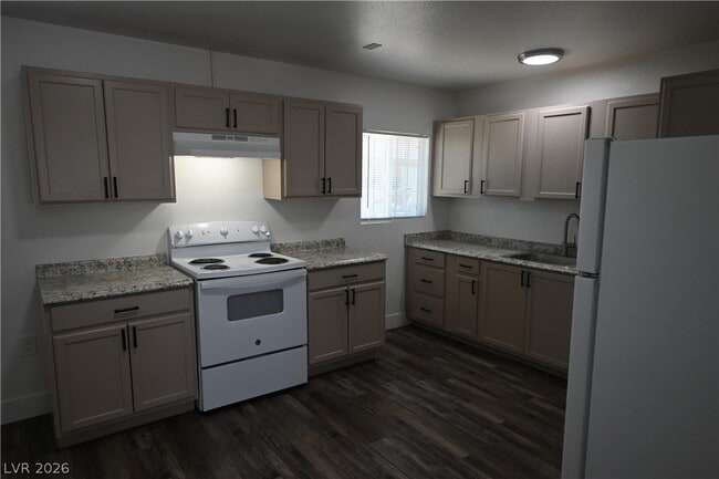 Photo - 1007 C St Unit 1