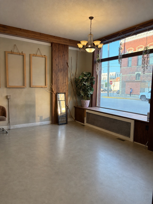 159 Walnut St