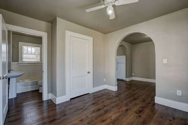Photo - Welcome To This Charming 1 Bedroom House L...