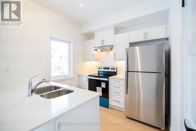 Photo - 236 Prince William Way