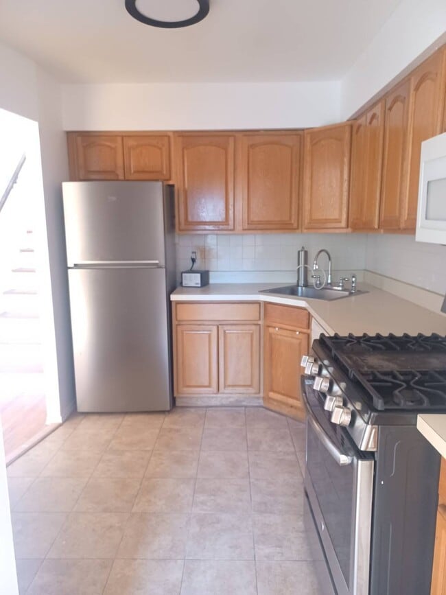 156-0-156-80 80th St