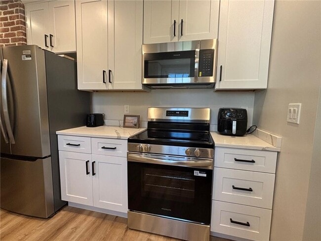 Building Photo - 51 Lee Ave Unit 1 Rental