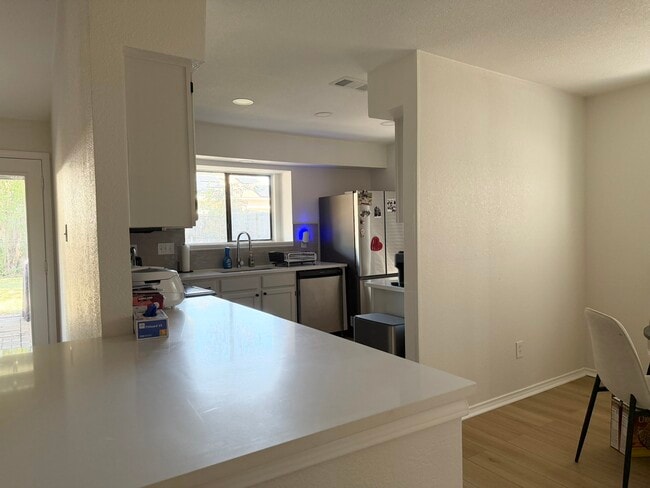 Photo - 921 Matilda Dr