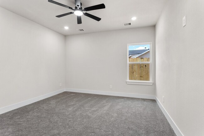 Photo - 1101 Wooding St