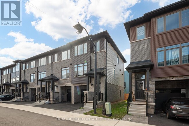 Photo - 575 Woodward Ave