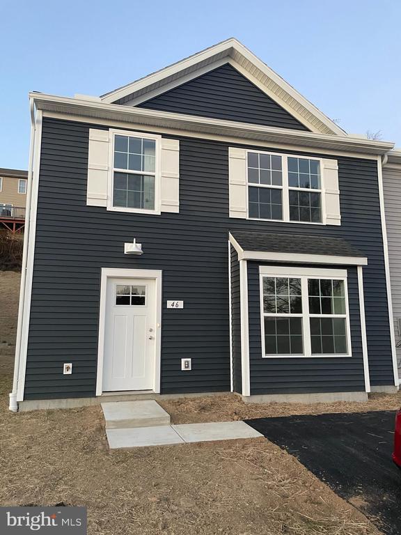 Photo - 46 Ashburg Dr Townhome