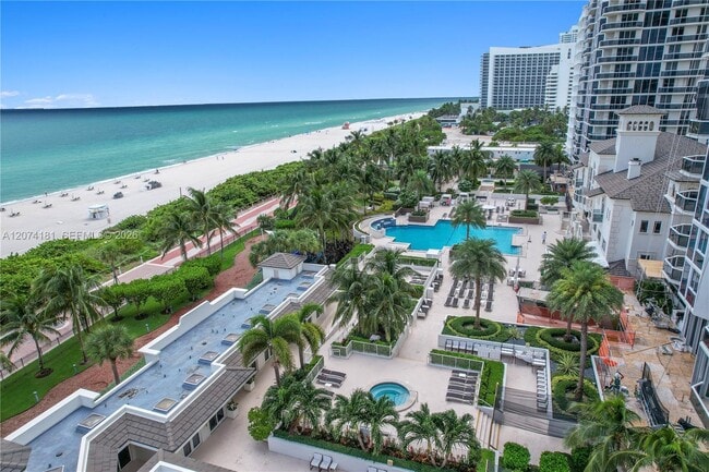 Building Photo - 4775 Collins Ave Unit 2208