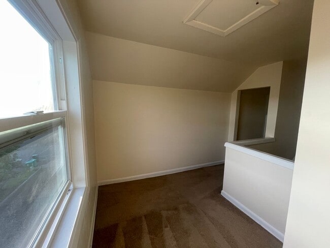 3414-3418 SE Vineyard Rd Milwaukie, OR 97267 - 3414-3418 SE Vineyard Rd Milwaukie, OR 97267 Apartment Unit 3416 SE Vineyard Rd