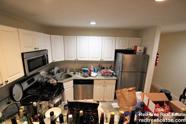 Photo - 324 St Paul St Unit 6