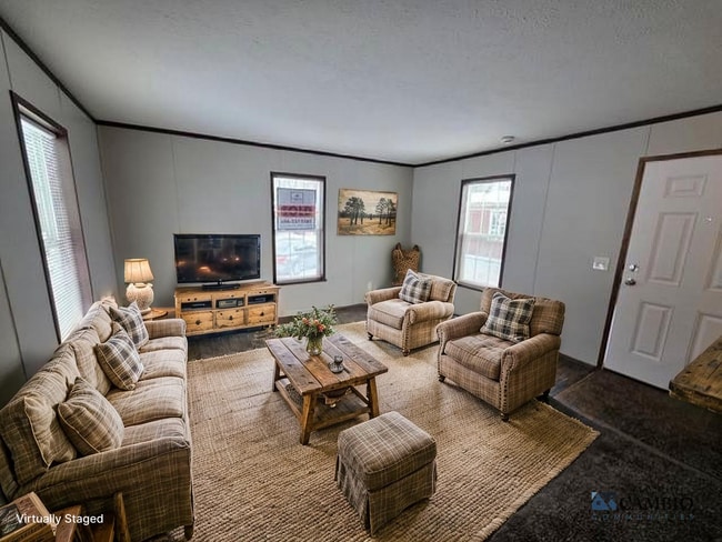 Building Photo - 314 N Green Meadow St SE