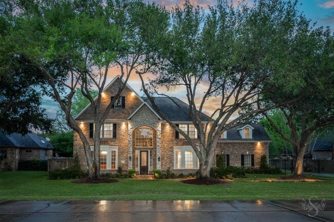 Building Photo - 5534 Weston Dr