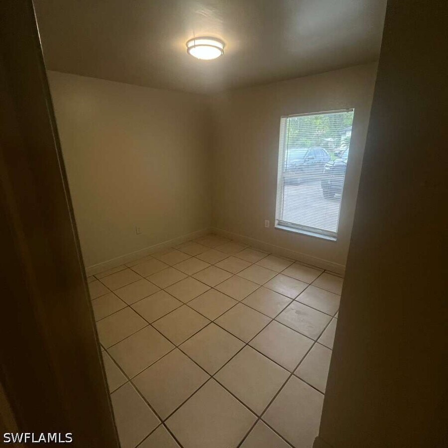 Photo - 1427 Markland Ave
