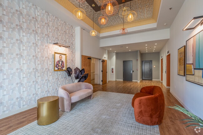 Photo - Lincoln Square