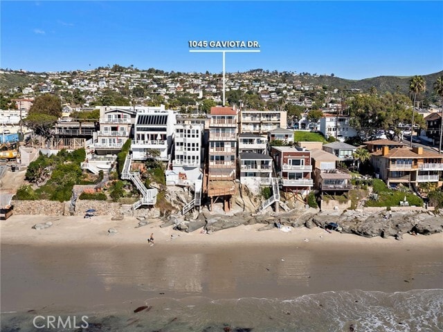 1045 Gaviota Dr