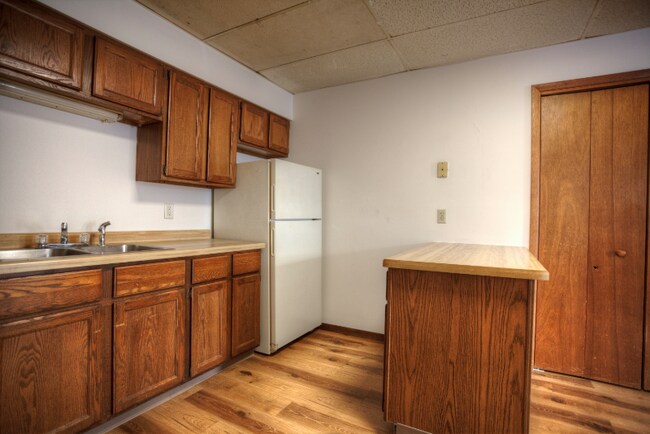 Photo - 1114 Douglas Blvd Unit 6