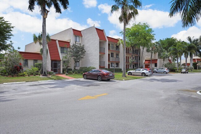 4393 Trevi Ct Unit 303