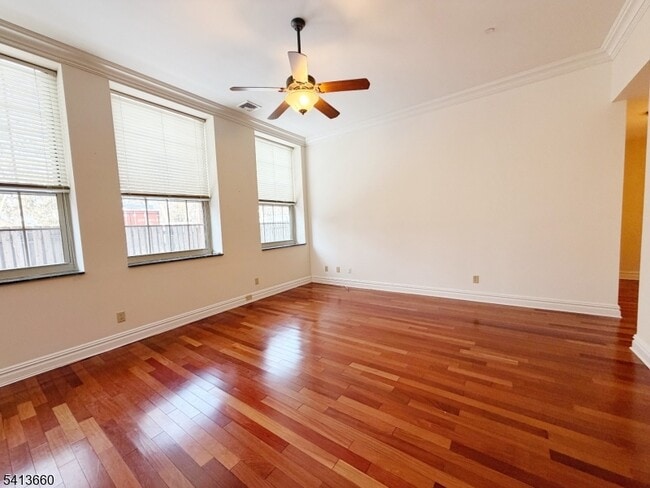 Photo - 33 Forest Ave Unit 1E