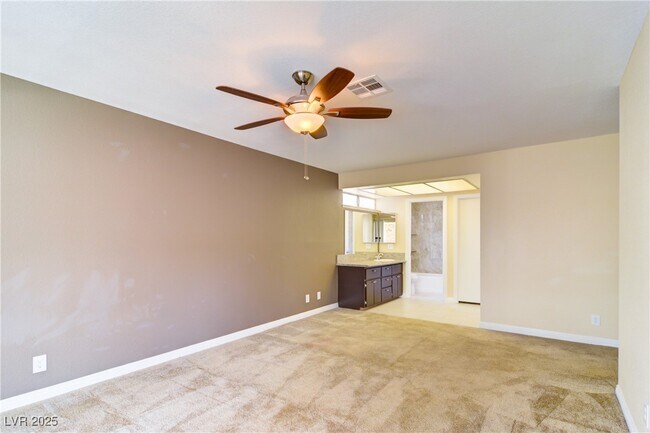 Photo - 5221 Percheron St