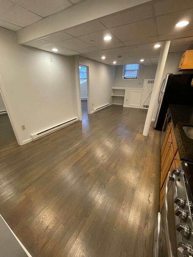 Photo - Avl NOW - Spacious garden level Fenway 2BR