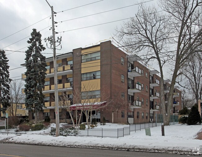 Building Photo - Governor Mansions